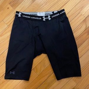Under Armour XL compression shorts